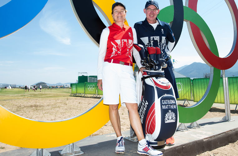 RIO DE JANEIRO, BRAZIL - 16/08/2016: Catriona Matthew of Scotland with her husband and caddie Graeme pose by the Olympic rings during the Monday Practice round at the Rio 2016 Olympic Games, Reserva de Marapendi Golf Course, Barra Da Tijuca, Rio De Janeiro, Brazil. (Photo by Tristan Jones/IGF)