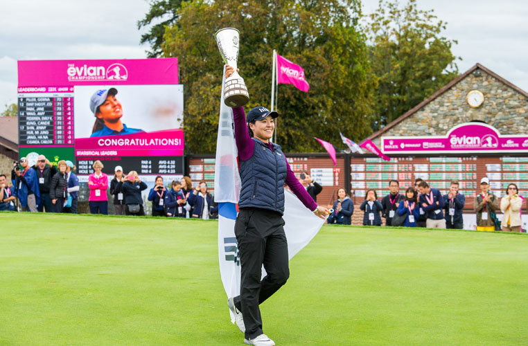 18/09/2016 Ladies European Tour 2016: Evian Championship, Evian Resort Golf Club, Evian Les Bains, France 15-18 September. In Gee Chun of Korea with her trophy. Credit: Tristan Jones