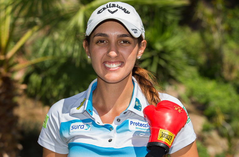 21/09/2016 Ladies European Tour 2016: Andaluca Costa del Sol Open de Espaa Femenino, Aloha Golf Club, Marbella, Spain 22-25 Sept. Paula Hurtado of Colombia poses with her headcover. Credit: Tristan Jones