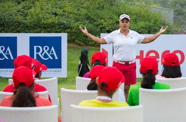 10/11/2017 Ladies European Tour 2017: Hero Women's Indian Open, DLF Golf and Country Club. Dehli November 10-12 2017. Smriti Mehra of India gives a motivational speech to young amateurs at the LET/WGAI Junior Camp. Credit: Tristan Jones.