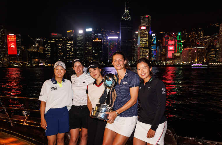 https://ocs-sport.ams3.cdn.digitaloceanspaces.com/let_new/2023/10/From-L-to-R-Jin-Young-Ko-Carlota-Ciganda-Muni-He-Anne-van-Dam-and-Tiffany-Chan-posing-with-the-Aramco-Team-Series-trophy-in-front-of-the-Hong-Kong-Skyline_1.jpg