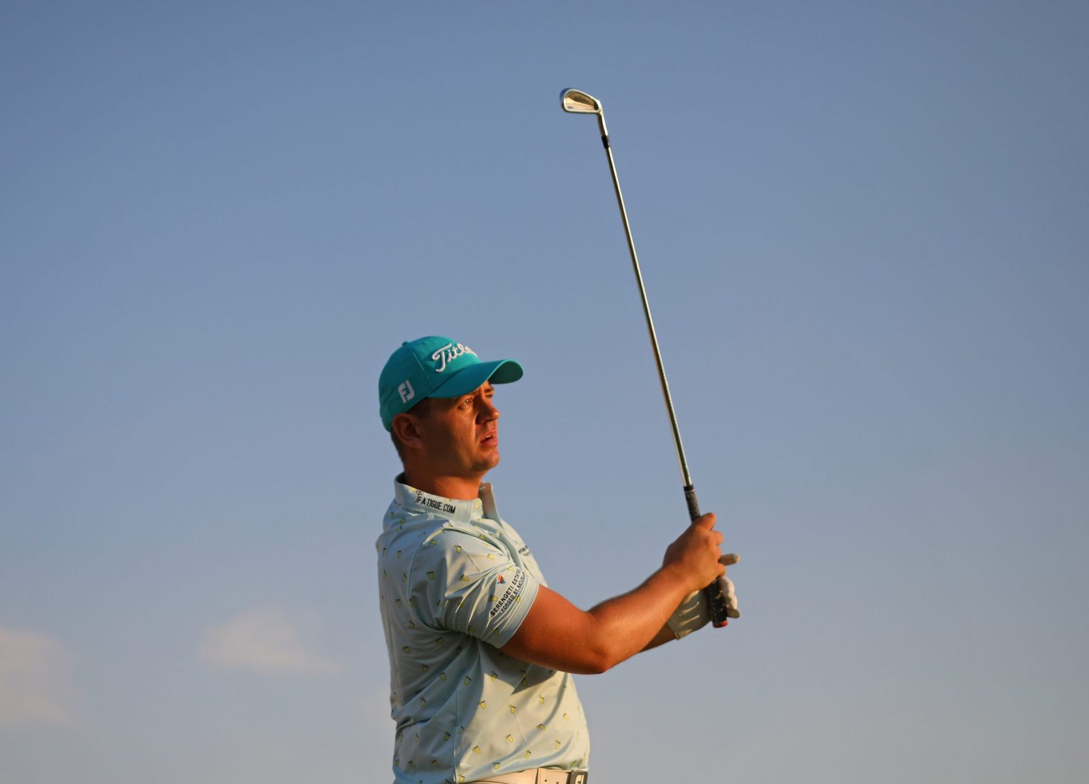 Van Tonder leads into weekend of Limpopo Championship
